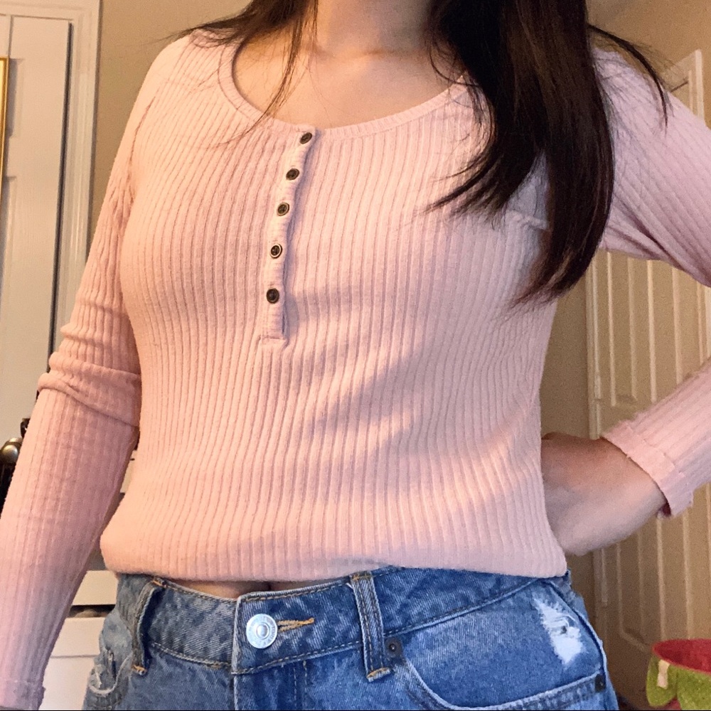 Hollister Light Pink Ribbed Button up